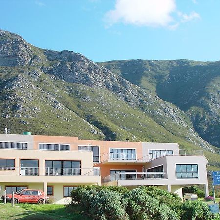 Jack'S Seaview Inn Bettys Bay Bagian luar foto