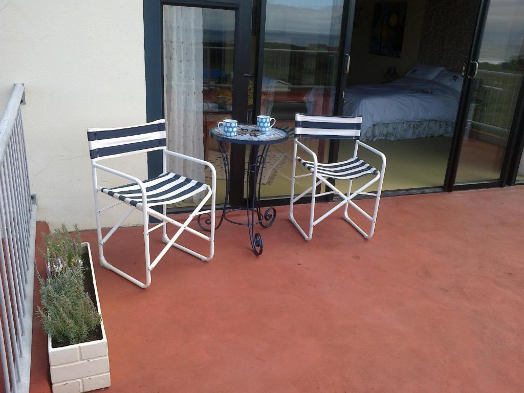 Jack'S Seaview Inn Bettys Bay Ruang foto