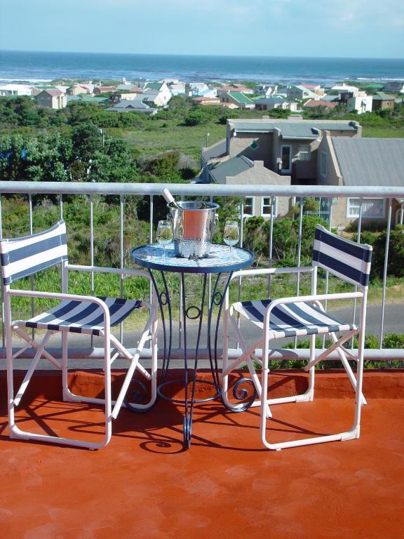 Jack'S Seaview Inn Bettys Bay Ruang foto