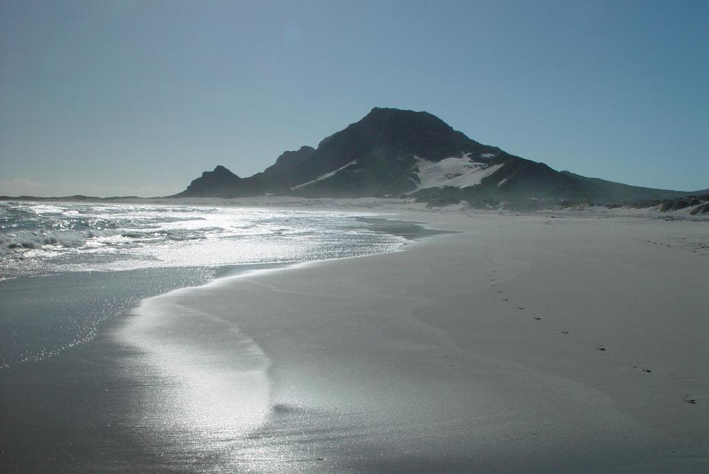 Jack'S Seaview Inn Bettys Bay Bagian luar foto
