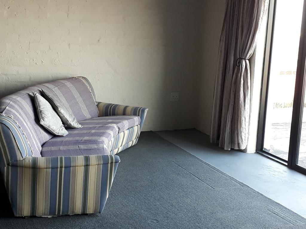 Jack'S Seaview Inn Bettys Bay Bagian luar foto